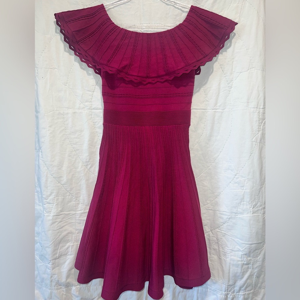 Ted Baker London Dilpree Fuchsia Off the Shoulder Knit Dress Sz:1 or XS - Picture 5 of 12